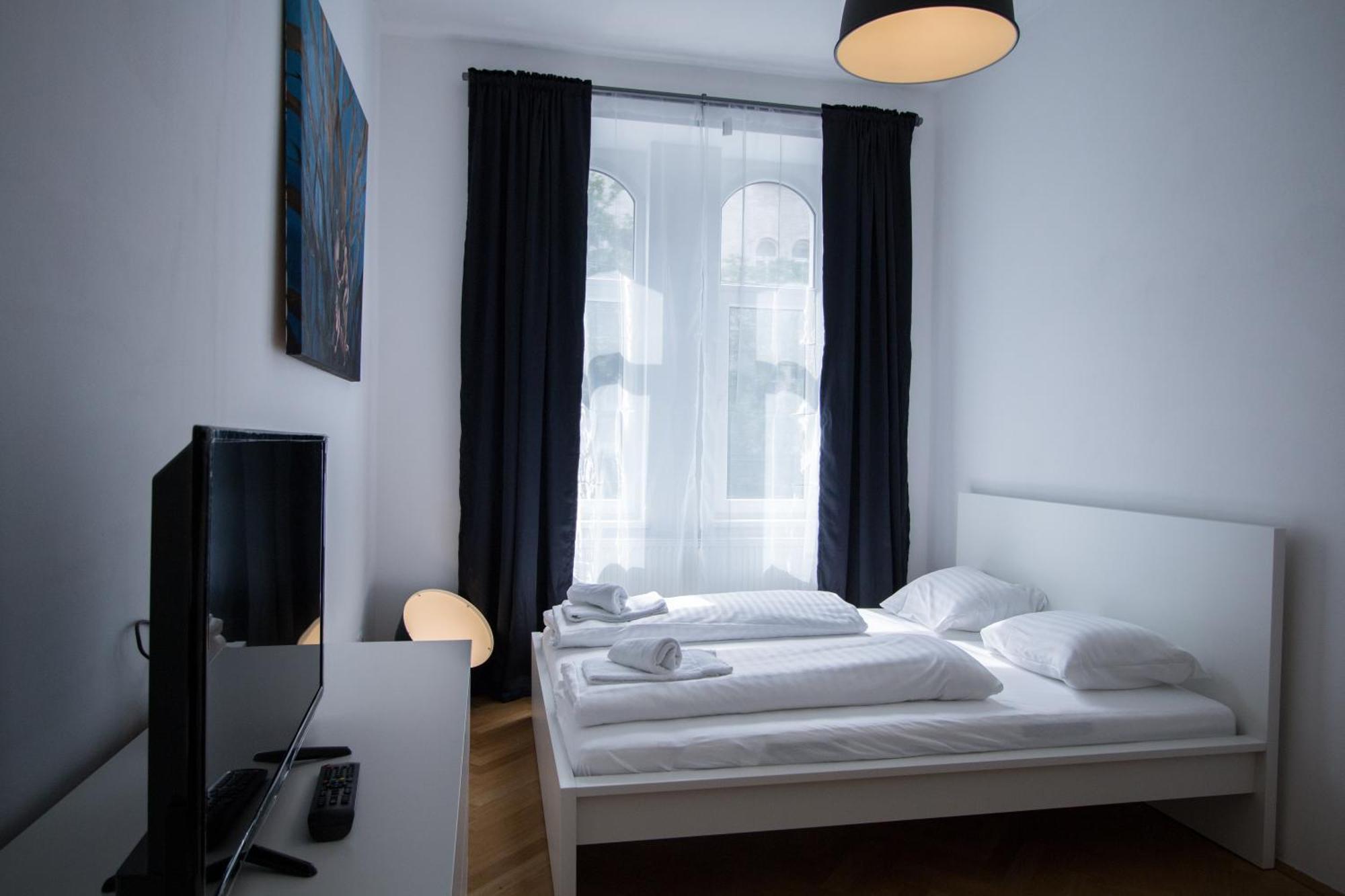 Porzellangarten Apartment I Contactless Check-In Wina Bagian luar foto